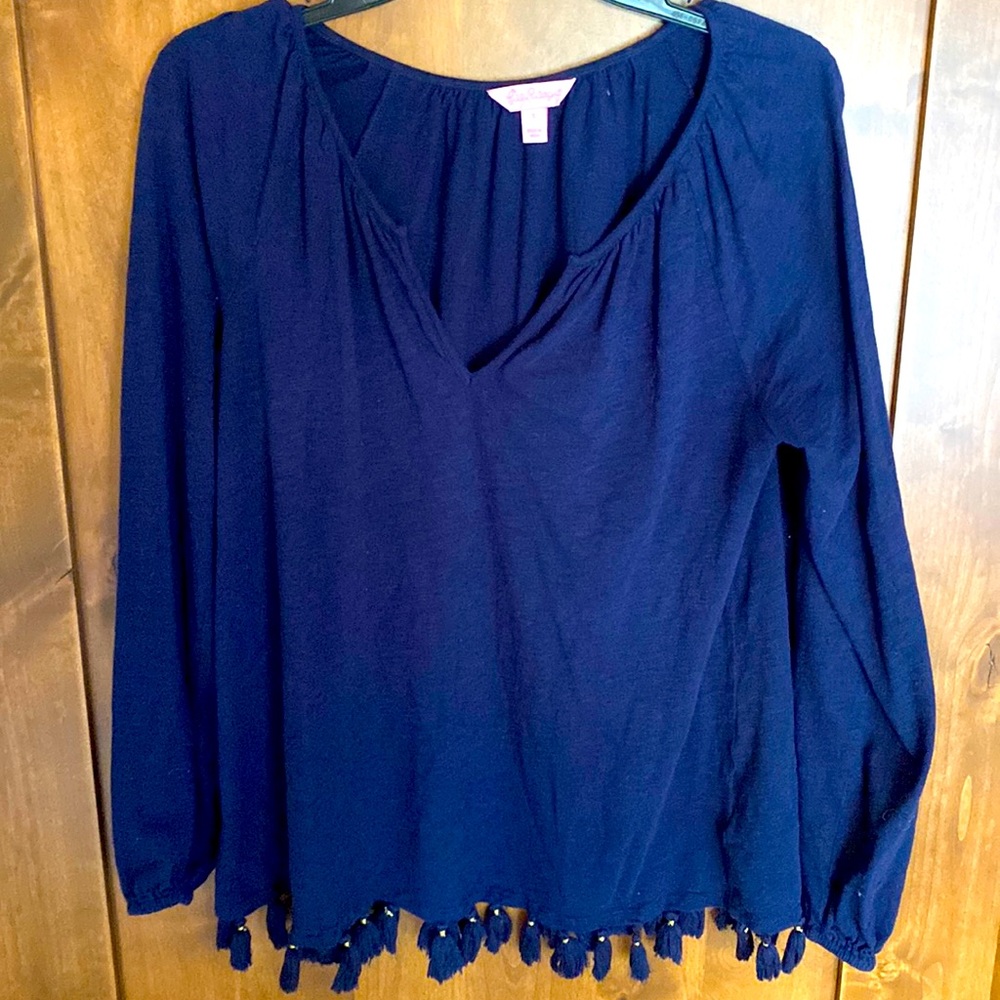 Women’s Lilly Pulitzer Navy top with tassels